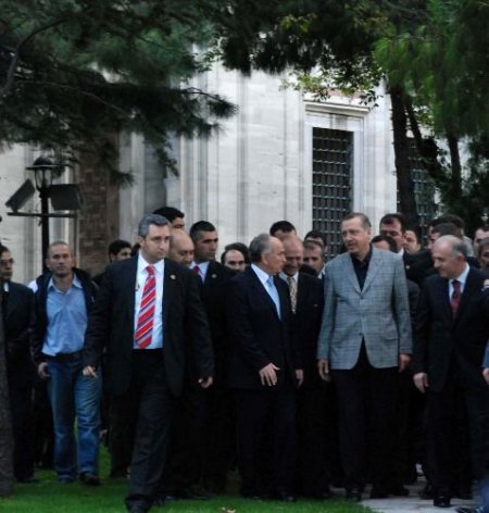 Başbakan Erdoğan: Bayramın Sıkıntılı Dönemimizde Birliğimize Vesile Olmasını Temenni Ediyorum