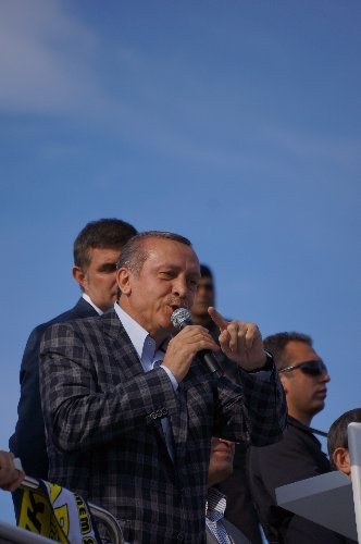 Başbakan Erdoğan: Bu eylemlere son verilmesini özellikle rica ediyorum