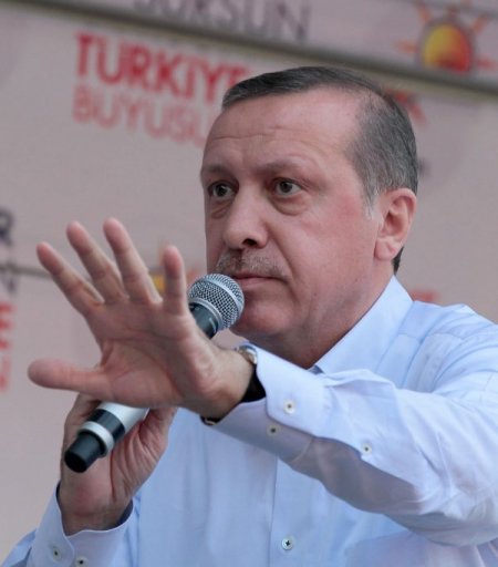 Başbakan Erdoğan: Bu Namert Eller, Bu Yollarla Netice Alacaklarını Zannediyor