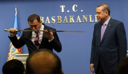 Başbakan Erdoğan: Cumhurbaşkanı ile Başbakanı birbirine düşürümezler