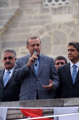 Başbakan Erdoğan: Ecdad Yadigarı Eserleri Bu Güne Ve Geleceğe Taşımının Sorumluluğundayız