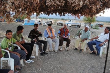 Başbakan Erdoğan Hayranı Karaçadır Aşireti Gırnata Müzisyenleri, Referandumda 'evet' Diyecek