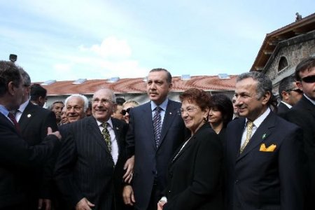 Başbakan Erdoğan: Küresel Krize Rağmen Kültürel Atılımları Hiçbir Zaman Geride Bırakmadık