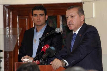 Başbakan Erdoğan: Salı Günü Dışişleri Bakanımı Suriye'ye Gönderiyorum