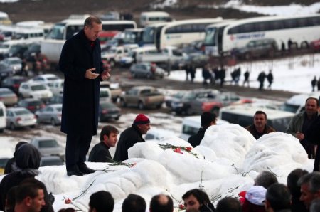 Başbakan Erdoğan Sarıkamş Şehitleri Anma Programına Katıldı