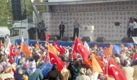 Başbakan Erdoğan: Slogan Atmakla, El Hareketi Yapmakla Milliyetçi Olunmaz