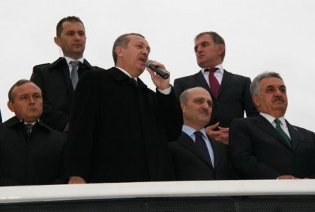 Başbakan Erdoğan: Sonunda inşallah terörü biz ezeceğiz
