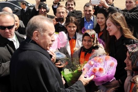 Başbakan Erdoğan Tonyukuk kitabesini gezdi, cami açılışı yaptı