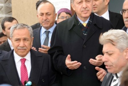 Başbakan Erdoğan Tonyukuk kitabesini gezdi, cami açılışı yaptı