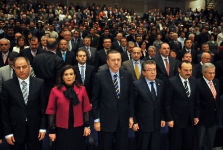 Başbakan Erdoğan: Türkiye'nin Geleceği Başarılarla Dolu Ve Parlak Yıllar Olacak