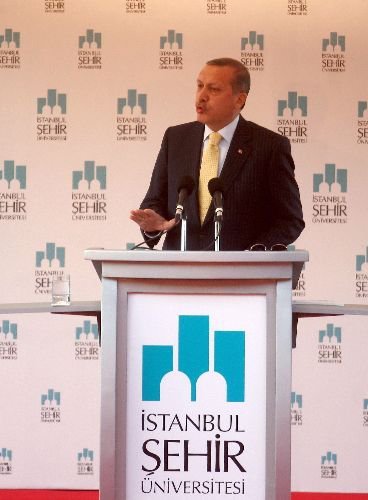 Başbakan Erdoğan: Üniversitelerde Tersine Beyin Göçü Başladı