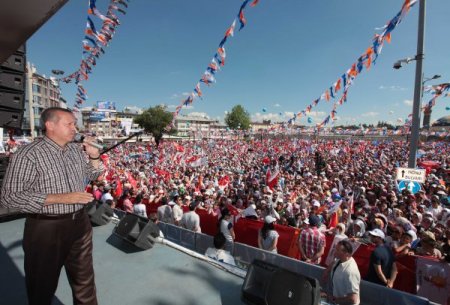 Başbakan Erdoğan: Yeni Anayasa İçin 12 Haziran Milat Olsun