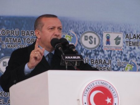 Başbakan Erdoğan'dan Kktc Cumhurbaşkanı Eroğlu'na Doğum Günü Hediyesi