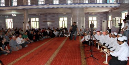 Başbakan Erdoğan’ın Annesi İçin Kürtçe Mevlit Okutuldu