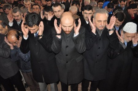 Başbakan Erdoğan’ın dünürü Mehmet İlgen toprağa verildi