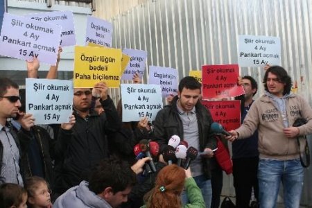 Başbakan Erdoğan'ın Rektörlerle Buluşmasını Protesto Ettiler