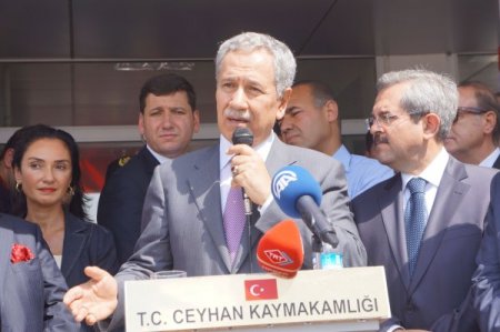 Başbakan Yardımcısı Arınç, Ceyhan'da fen lisesi açtı