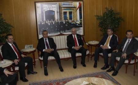 Başbakan Yardımcısı Arınç: Halk Kimi Seçerse Biz Ona Saygı Duyarız