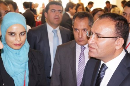 Başbakan Yardımcısı Bozdağ: Almanya terörle mücadeleye PKK'yla başlamalıdır