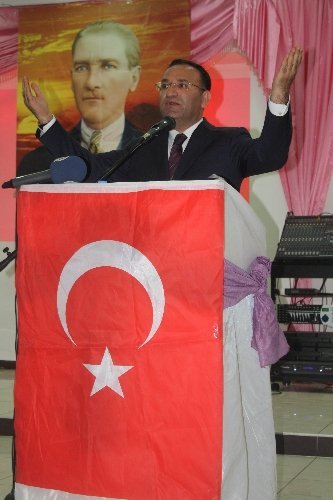 Başbakan Yardımcısı Bozdağ: Milletimizin yararına olan her adımı atarız