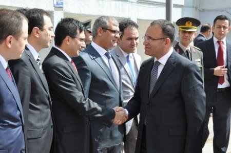 Başbakan Yardımcısı Bozdağ: Tutuklu Vekiller Muhalefetin Eseridir