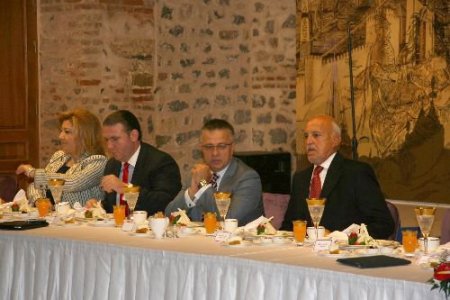 Başbakan'ın Davetlileri Arasında Cihan Haber Ajansı Genel Müdürü Abdülhamit Bilici De Vardı