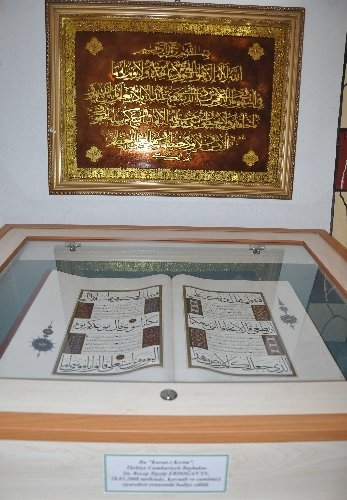 Başbakan’ın hediye ettiği Kur'an Kırcaali’de özenle muhafaza ediliyor