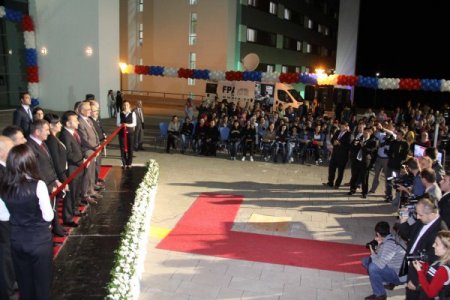 Başbakan’ın yurtlarda ücretsiz internet müjdesi öğrencileri sevindirdi