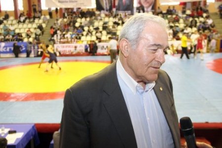 Başbakanlık Kupası Güreş Turnuvası Sivas'ta başladı