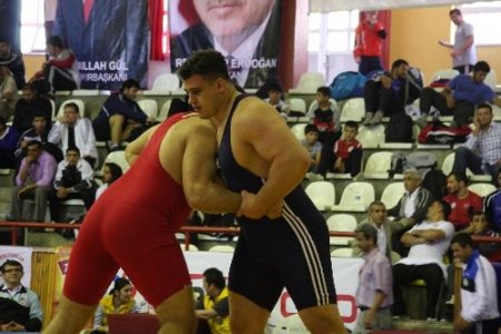 Başbakanlık Kupası Güreş Turnuvası sona erdi