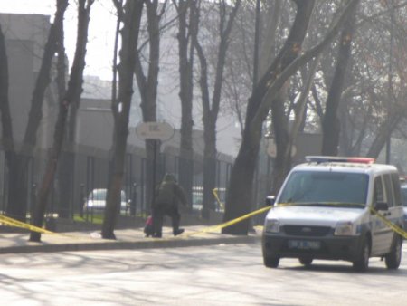 Başbakanlık Önünde Şüpheli Çanta Paniği