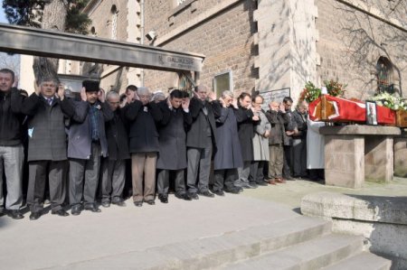 Basın Şerf Kartı Sahibi Balıbek Toprağa Verildi