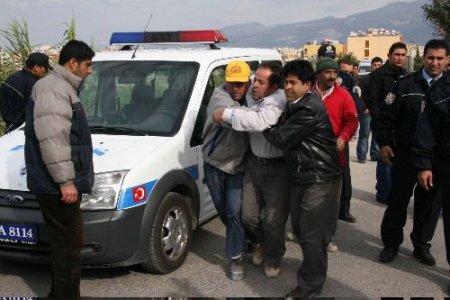 Başına Harç Vinci Düşen İşçi Hayatını Kaybetti