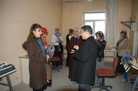 Başkale Kaymakamı Bayar: Devamsızlık Yapan Öğrenciler Okula Kazandırılmalı