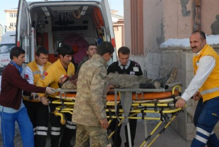 Başkale’de askerin intihar ettiği iddiası