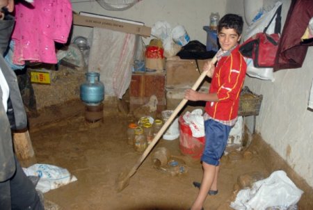 Başkale'de sel felaketi