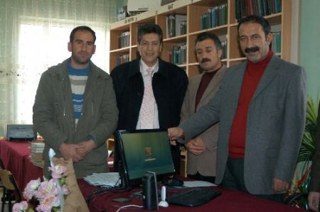 Başkale'deki Kitap Kampanyasına Büyük İlgi