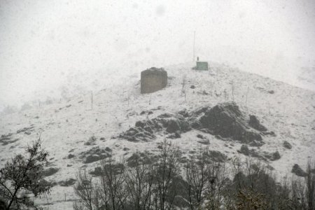 Başkale’ye mevsimin ilk karı yağdı