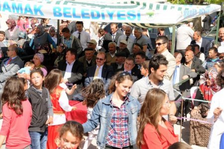 Başkan Akgül, Öğrencilerin Yıl Sonu Şenliğine Katıldı