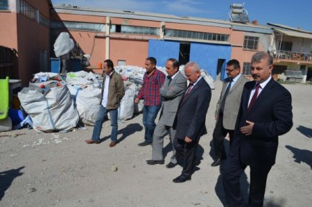 Başkan Akkaya: Atıkları çöpe atmadan önce ayrıştıralım