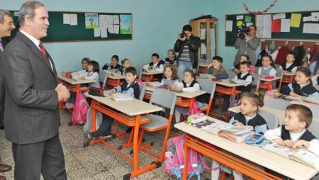 Başkan Altepe, 41 Yıl Önceki Okulunu Ziyaret Etti