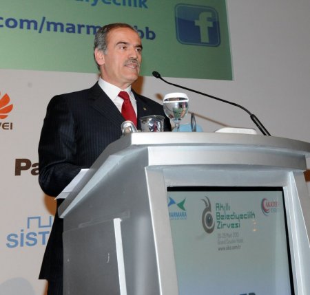 Başkan Altepe: Belediyecilikte teknolojiyi daha etkin kullanmalıyız