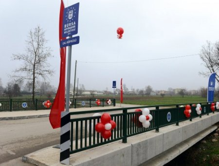 Başkan Altepe: Bursa'ya 32 köprü ve kavşak kazandırıyoruz