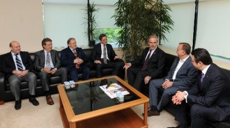 Başkan Altepe'den BTSO'nun yeni başkanı Burkay'a hayırlı olsun ziyareti