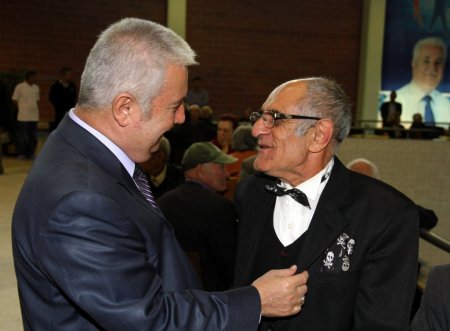 Başkan Arıkan, yaşlıları unutmadı