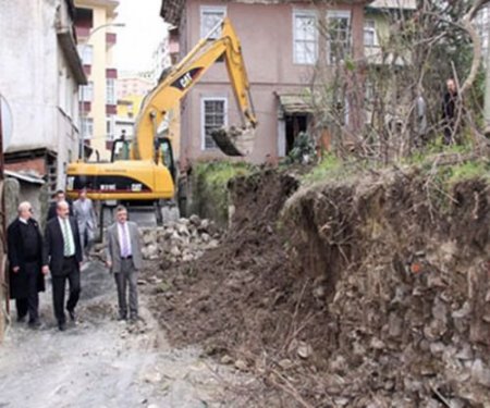 Başkan Bakırcı: Şeytan Sokak, Nisanda Modern Görüntüsüne Kavuşacak