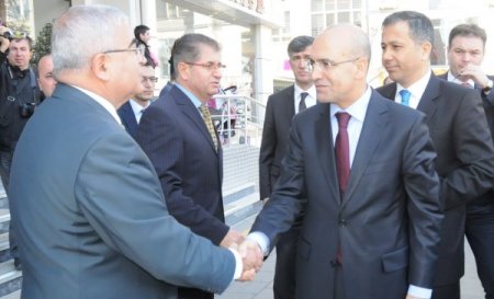 Başkan Baysan , Tekirdağ Valisi Yerlikaya ve Bakan Şimşek Aşure Dağıttı