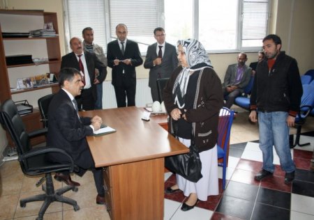 Başkan Bozkuş, halk gününde hemşehrileri ile bir araya geliyor