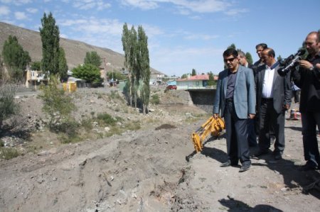 Başkan Bozkuş, Kars’ın geleceğini inşa ediyor