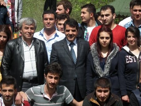 Başkan Bozkuş, vatandaşların sorunlarını dinledi